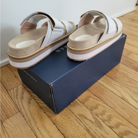 Women’s COLE HAAN Cloud Slide Optic White LEATHER SANDAL - Picture 2 of 6